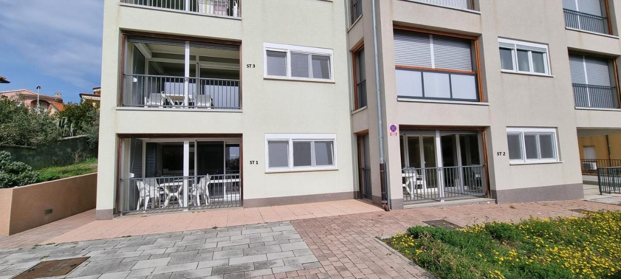 Apartmani Sunce I More Premantura Eksteriør billede
