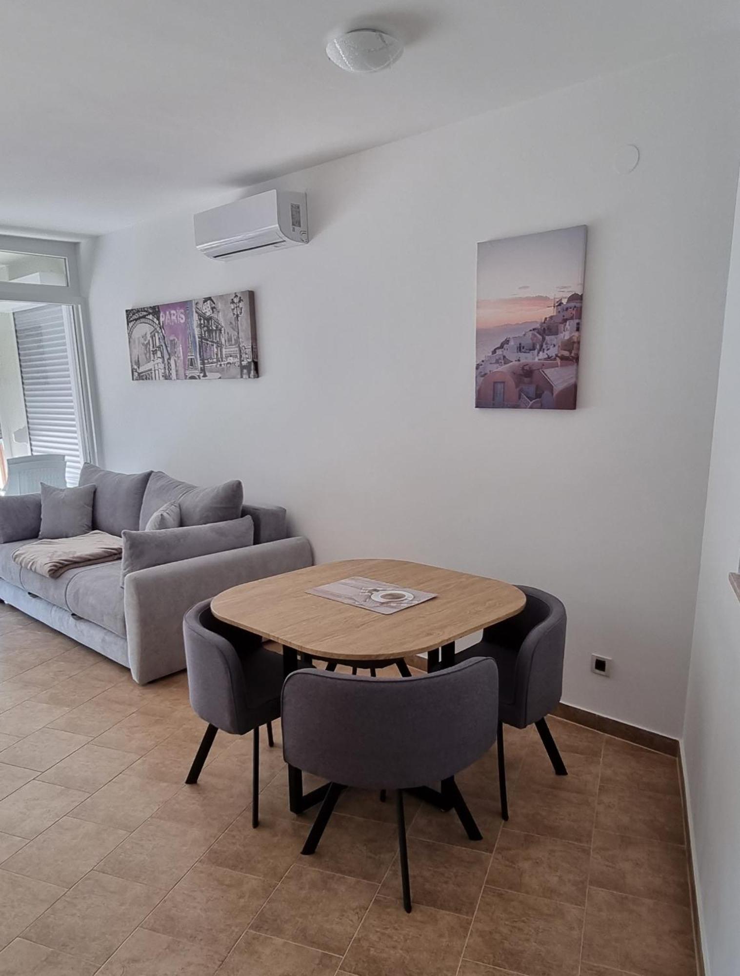 Apartmani Sunce I More Premantura Eksteriør billede